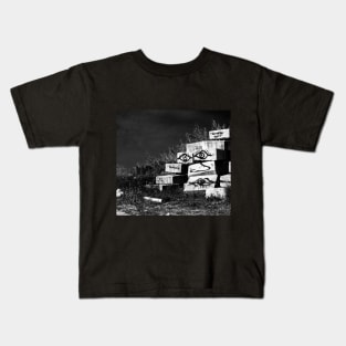 Graffiti wall art Kids T-Shirt